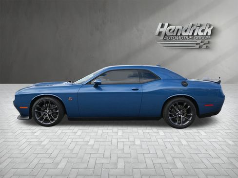 Used 2022 Dodge Challenger R/T Scat Pack image 9
