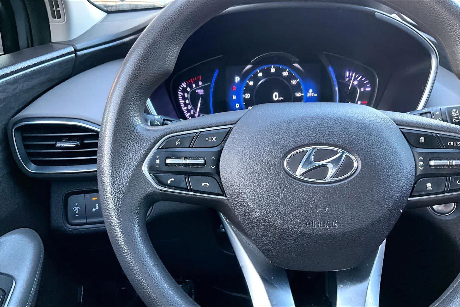 Used 2019 Hyundai Santa Fe SEL FWD image 23
