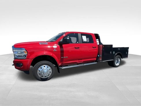 Used 2024 RAM 4500 Laramie AWD/4WD image 4