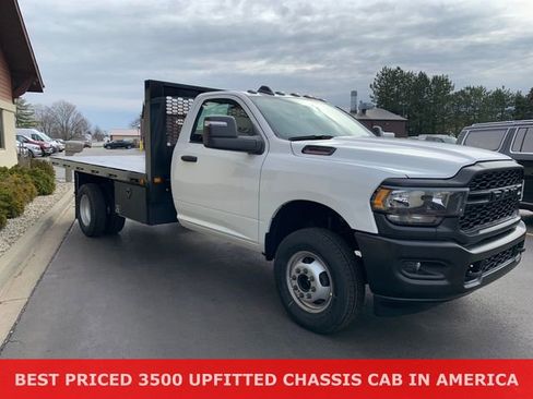 Used 2024 RAM 3500 Tradesman image 5