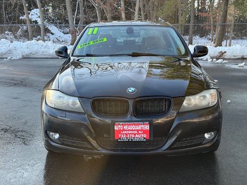 Used 2011 BMW 328i xDrive Sedan image 2