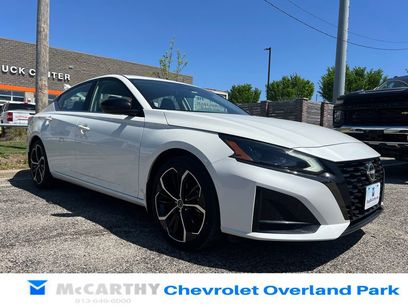 Used 2023 Nissan Altima 2.5 SR