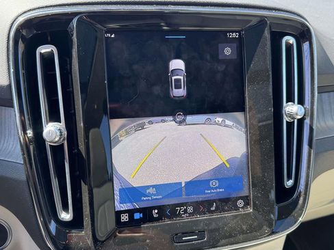 Used 2023 Volvo XC40 B5 Ultimate w/ Climate Package AWD/4WD image 27