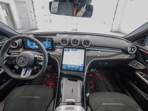 New 2025 Mercedes-Benz C 43 AMG 4MATIC Sedan image 8
