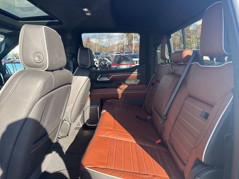 New 2026 GMC Sierra 1500 Denali Ultimate image 13