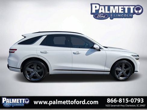 Used 2025 Genesis GV70 2.5T w/ Sport Prestige Package AWD/4WD image 2