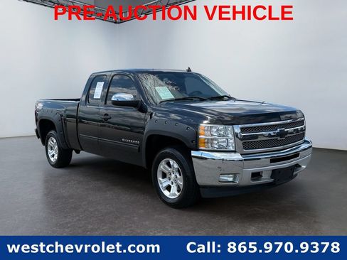 Used 2013 Chevrolet Silverado 1500 LT AWD/4WD image 1