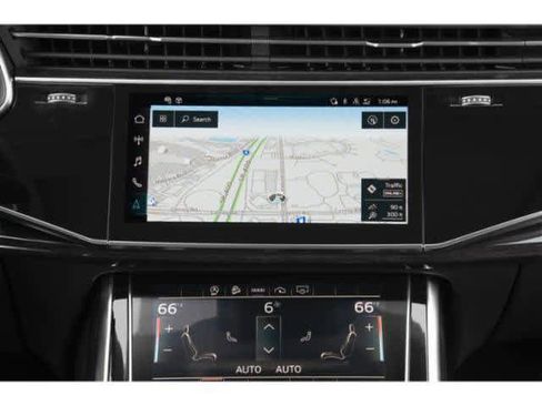 Used 2023 Audi Q7 3.0T Premium Plus w/ Premium Plus Package AWD/4WD image 16