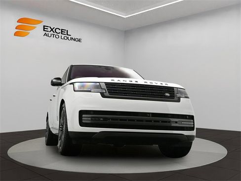 Used 2023 Land Rover Range Rover SE image 49