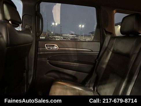 Used 2019 Jeep Grand Cherokee Altitude image 45