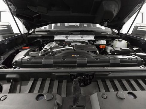 Used 2020 Chevrolet Silverado 2500 High Country w/ Z71 Off-Road Package image 36