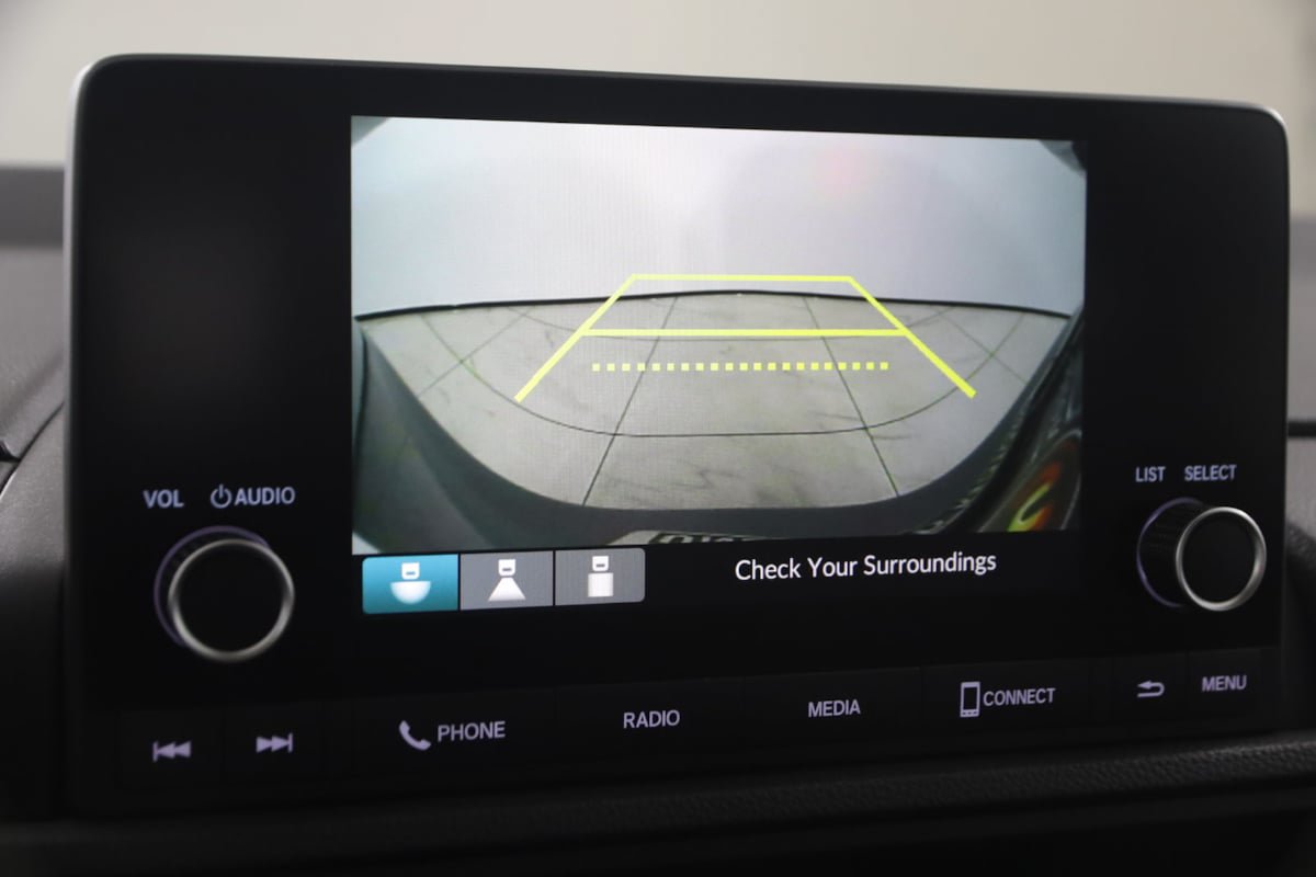 Used 2024 Honda CR-V LX image 9