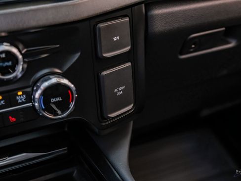 Used 2026 Ford F450 Platinum w/ FX4 Off-Road Package AWD/4WD image 79