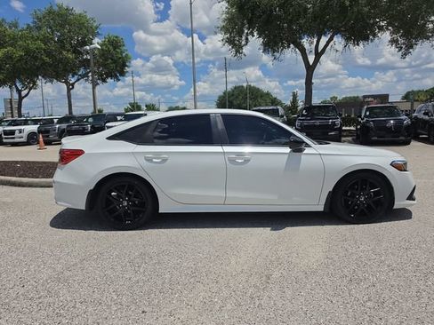Used 2022 Honda Civic Sport image 9