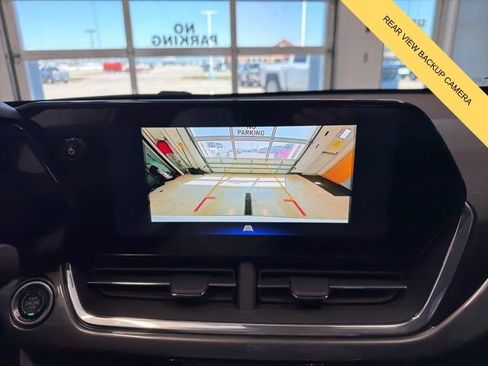 New 2026 Chevrolet Trax ACTIV w/ Driver Confidence Package image 2