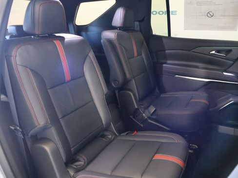 New 2026 Chevrolet Traverse RS FWD image 21