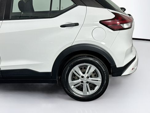 Used 2023 Nissan Kicks S FWD image 36