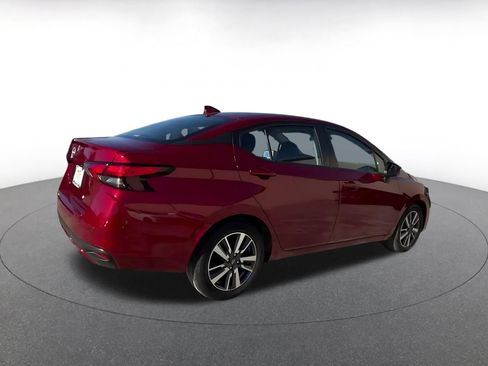 Used 2025 Nissan Versa SV image 15