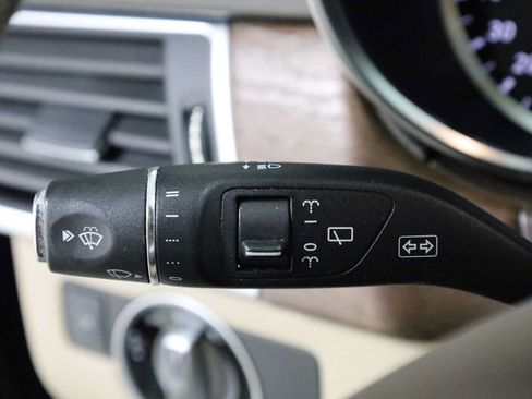 Used 2013 Mercedes-Benz ML 350 4MATIC image 28