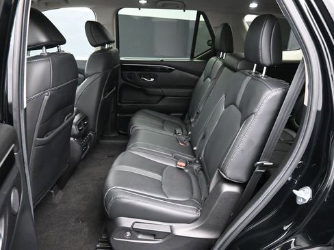 Certified 2024 Honda Pilot Touring image 22