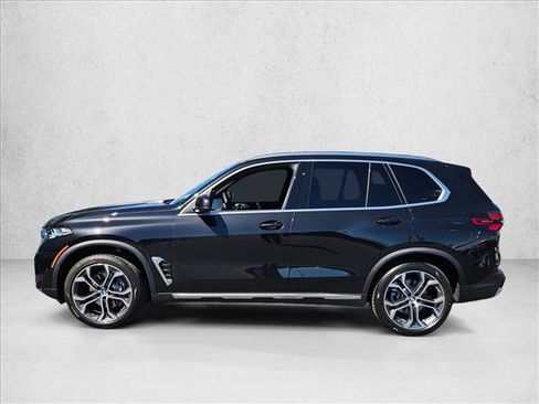 New 2026 BMW X5 xDrive40i w/ Parking Assistance Package AWD/4WD image 5