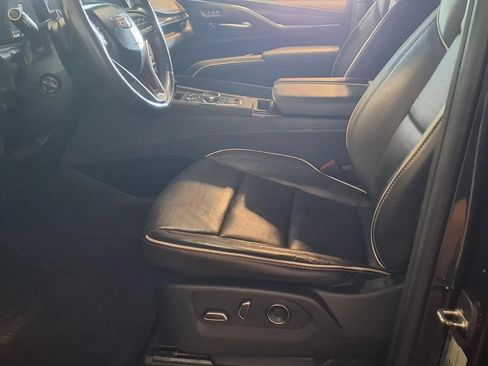 Used 2023 Cadillac Escalade ESV Premium Luxury w/ LPO, Radiant Package AWD/4WD image 18