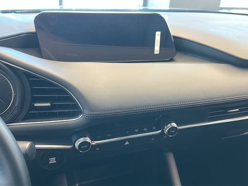 Used 2025 MAZDA MAZDA3 s image 27