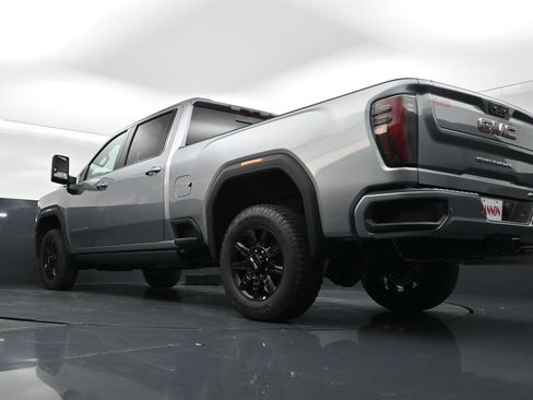 New 2026 GMC Sierra 2500 AT4 w/ AT4 Preferred Package AWD/4WD image 31