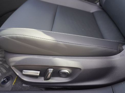 New 2026 Toyota Prius XLE image 8