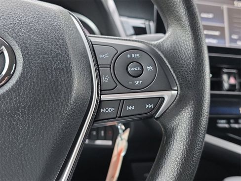 Used 2024 Toyota Camry LE image 20