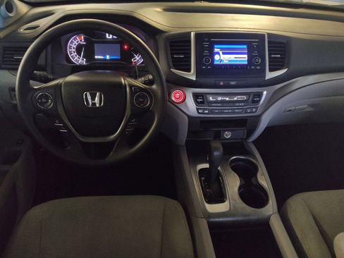 Used 2018 Honda Pilot LX image 22