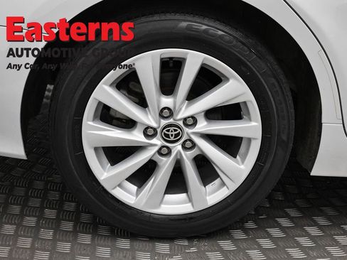 Used 2024 Toyota Camry LE image 30