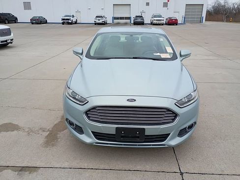 Used 2014 Ford Fusion SE w/ Equipment Group 502A image 2