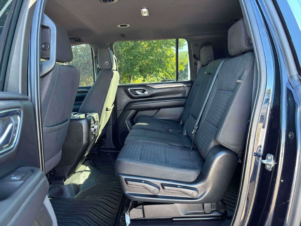 Used 2022 GMC Yukon XL SLE w/ Gmc Pro Safety Plus Package AWD/4WD image 20