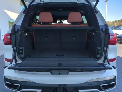 Certified 2022 BMW X7 M50i image 33