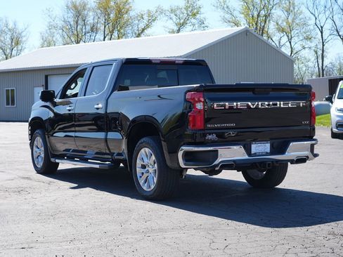 Used 2021 Chevrolet Silverado 1500 LTZ AWD/4WD image 5