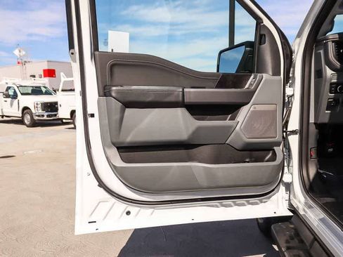 Used 2025 Ford F150 Lightning Flash AWD/4WD image 20