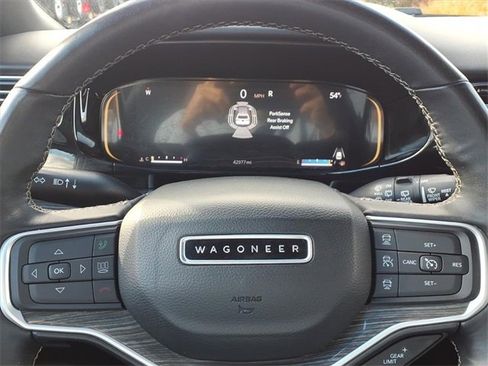 Used 2022 Jeep Wagoneer Series II w/ Convenience Group I image 25