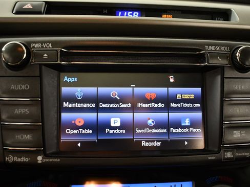 Used 2015 Toyota RAV4 Limited image 27