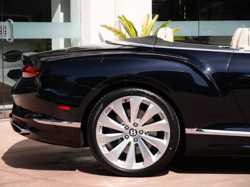 New 2026 Bentley Continental GTC image 9