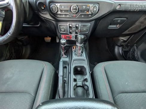 Used 2018 Jeep Wrangler Unlimited Rubicon AWD/4WD image 19