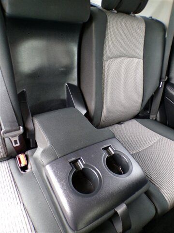 Used 2020 Toyota 4Runner SR5 AWD/4WD image 21