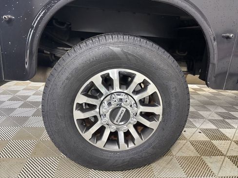 Used 2021 Ford F350 Lariat w/ Lariat Value Package AWD/4WD image 34
