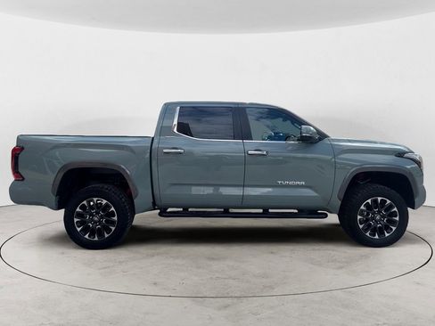 Used 2025 Toyota Tundra Limited AWD/4WD image 6