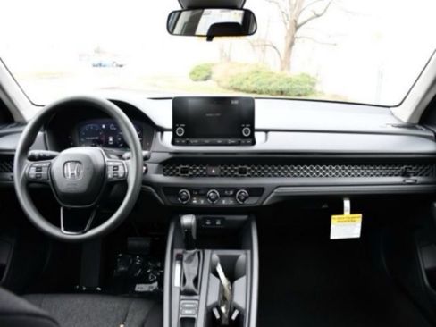 New 2026 Honda Accord LX image 17