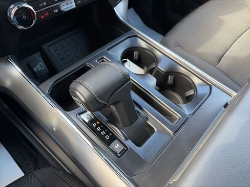 Used 2025 Ford F150 XLT w/ Equipment Group 302A MID image 18