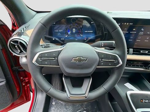 New 2026 Chevrolet Equinox ACTIV w/ Safety and Technology Package AWD/4WD image 12