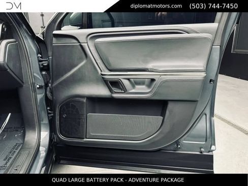 Used 2024 Rivian R1S Adventure AWD/4WD image 24