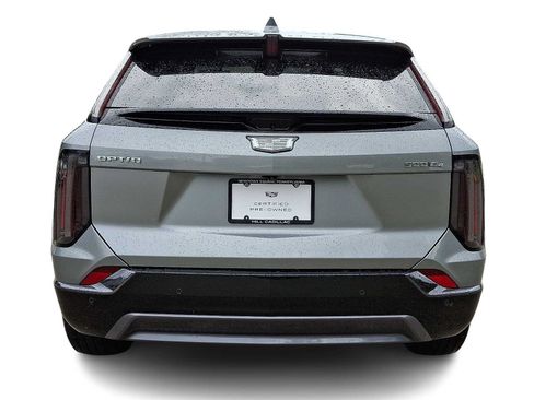 Certified 2025 Cadillac Optiq Sport 2 w/ LPO, Floor Liner Package AWD/4WD image 4