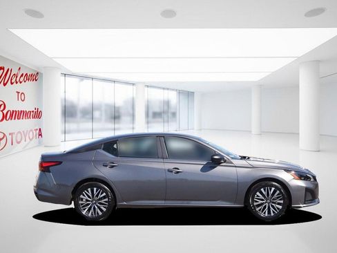 Used 2026 Nissan Altima 2.5 SV FWD image 5